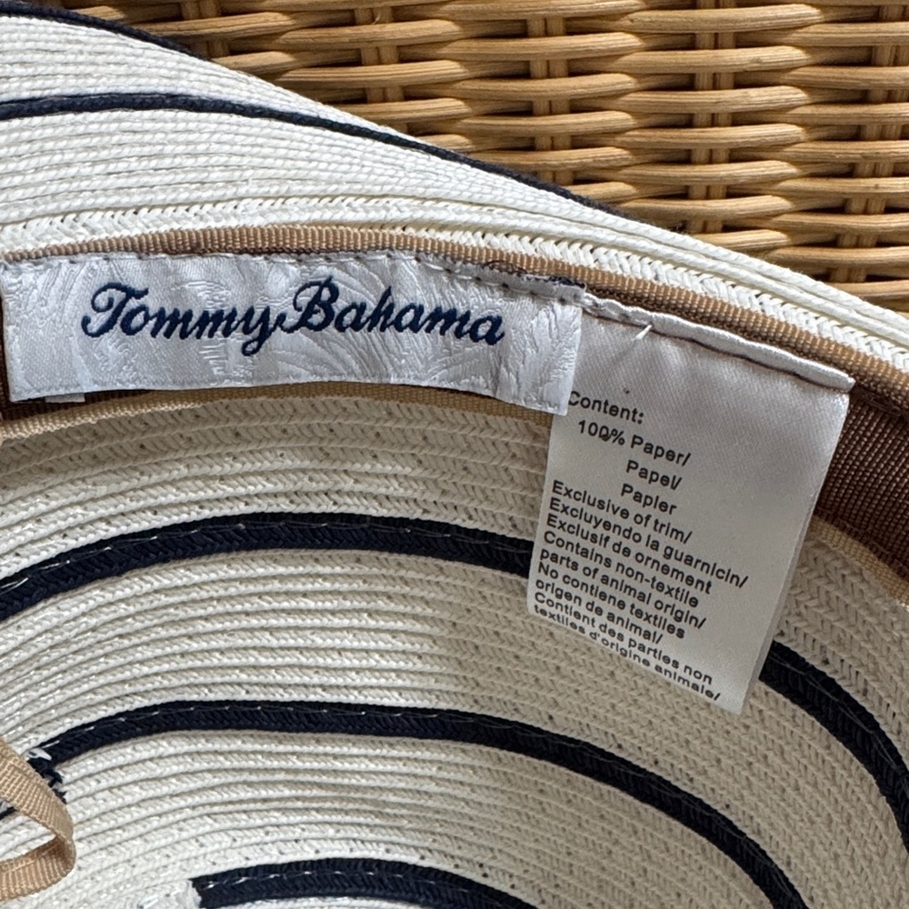 Tommy Bahama Striped White and Navy/Black Sun Hat NWOT - Picture 2 of 9